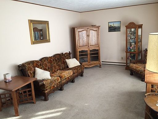 1st image of 1975 E Dutcherman Dr
