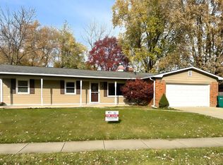 206 Dover Rd, Brownsburg, IN 46112