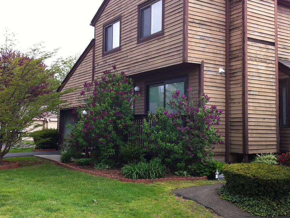 1st image of 701 Robert Frost Dr