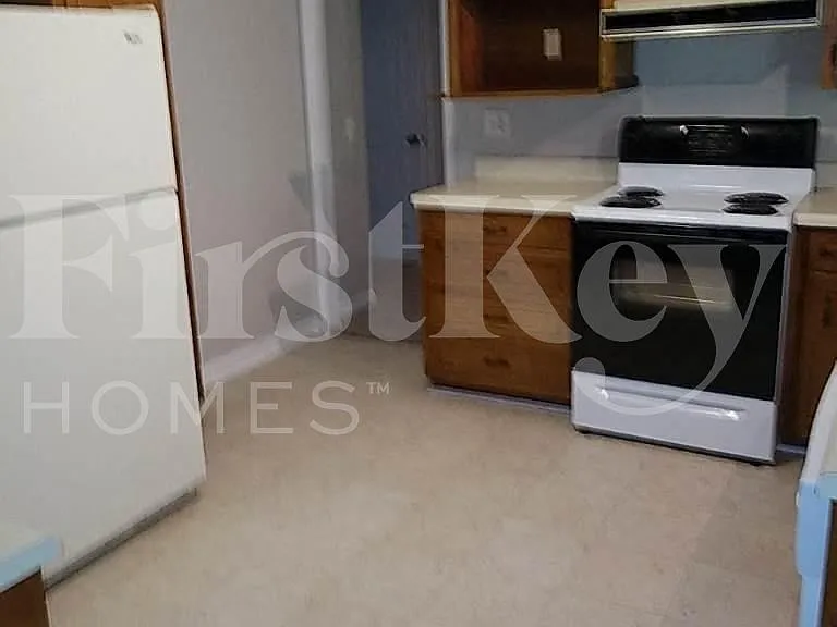 4275 Red Fox Trl — Photo 4
