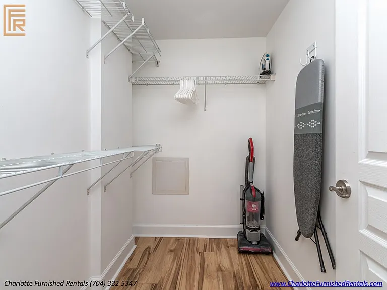 1315 East Blvd #517 — Photo 4