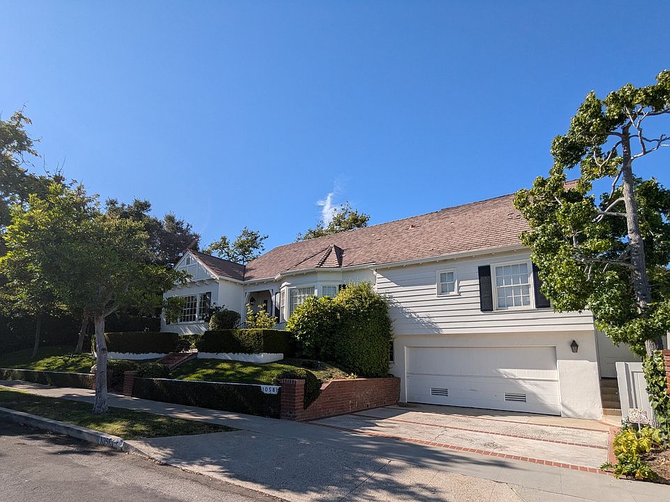 2nd image of 10581 Wyton Dr