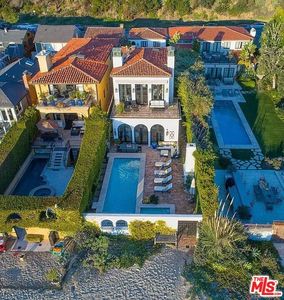 704 Palisades Beach Rd, Santa Monica, CA, 90402