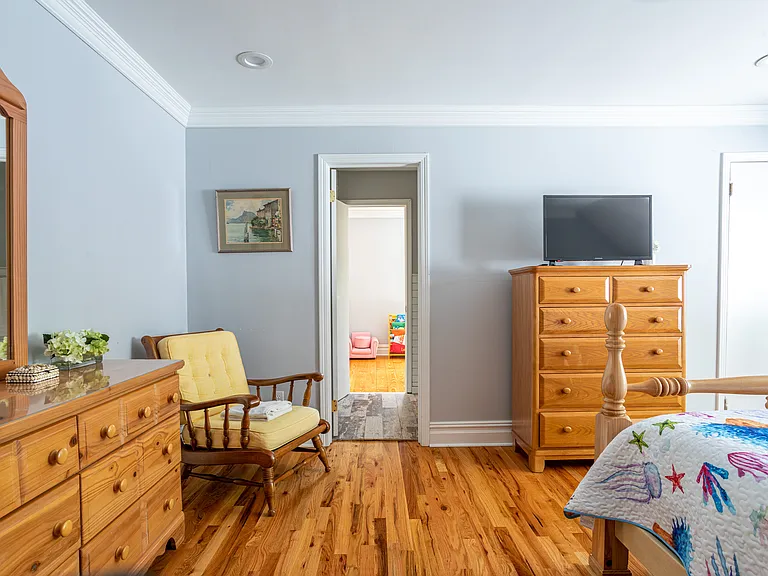 2300 Pine Tree Rd — Photo 18