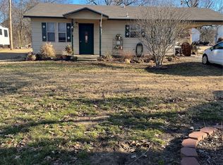 309 S 4th St, Calera, OK 74730