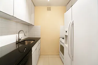 Rented by RELO REDAC INC.