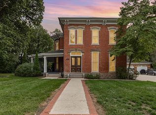 821 W Milroy Ave, Rensselaer, IN 47978