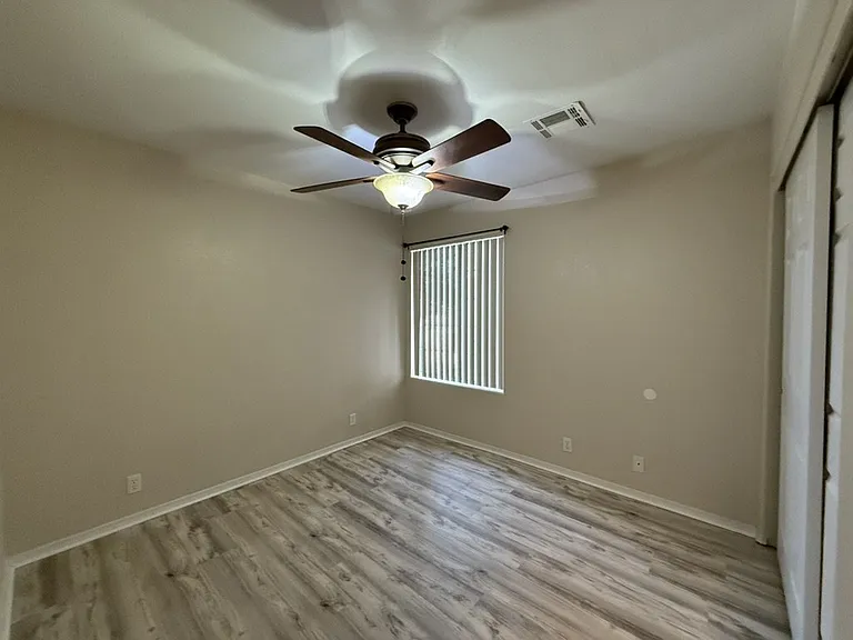 4408 S Caitlan Ave — Photo 23