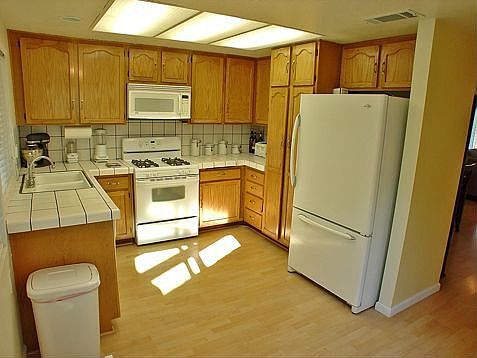 5th image of 1579 Marjorie Ave