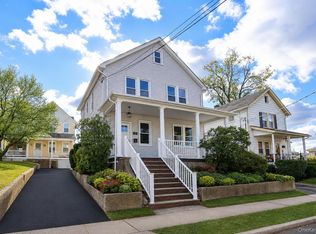 10 Ohio Ave, Port Washington, NY 11050