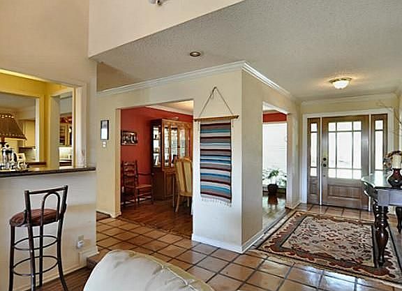 4th image of 9124 Vista Creek Dr