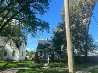 26606 Southwestern Hwy, Redford, MI 48239