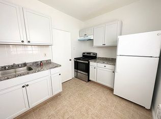 116-24 224th St #2, Cambria Heights, NY 11411