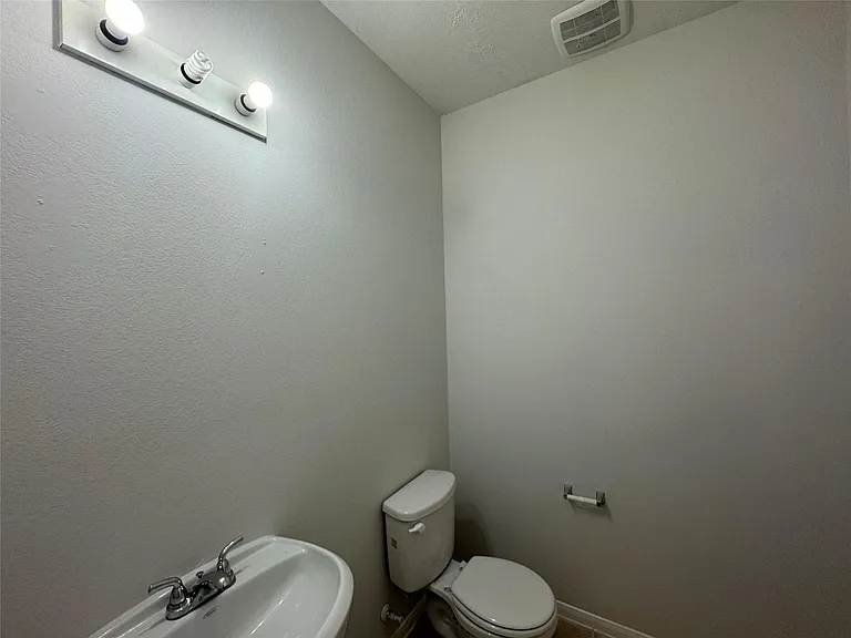 8107 Gran Villa Dr — Photo 10