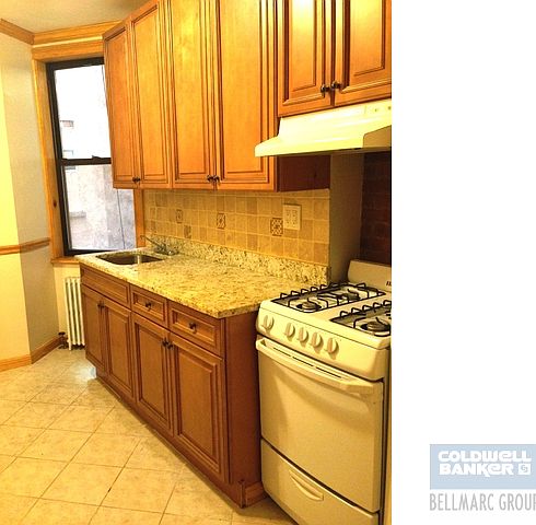 1st image of 275 E 10th St APT 9