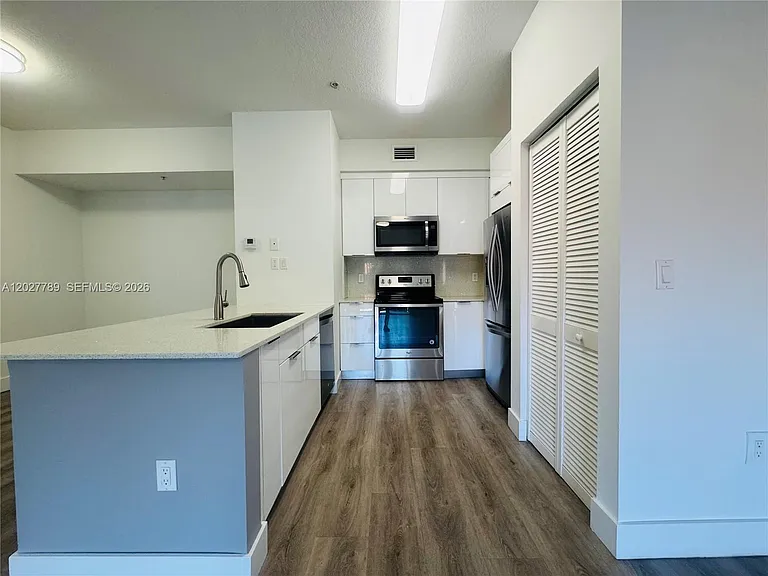 7300 NW 114th Ave #3066 — Photo 1