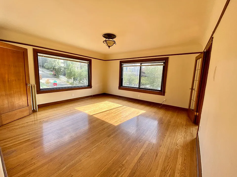 Parkway Apartments