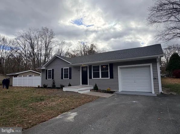 704 6th Rd, Newtonville, NJ 08346