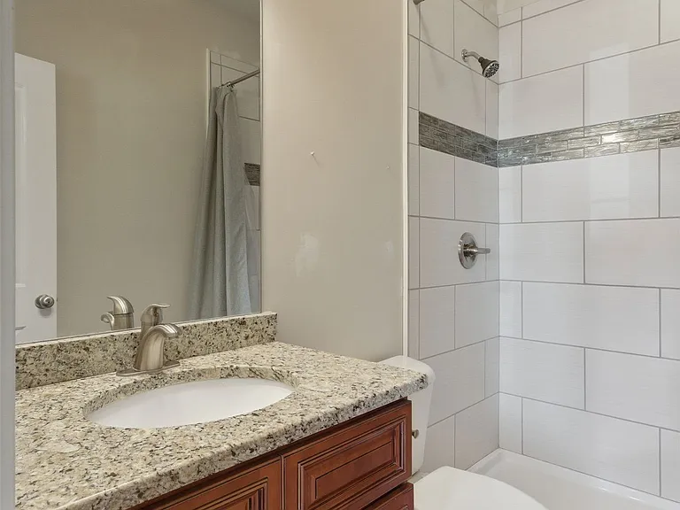 1033 Belcor Dr — Photo 6