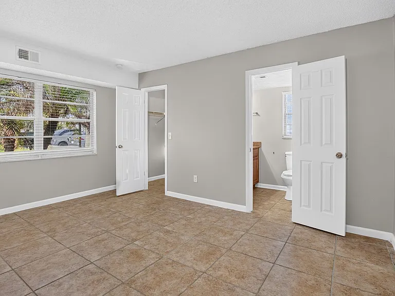 53 Windtree Ln #G102 — Photo 14