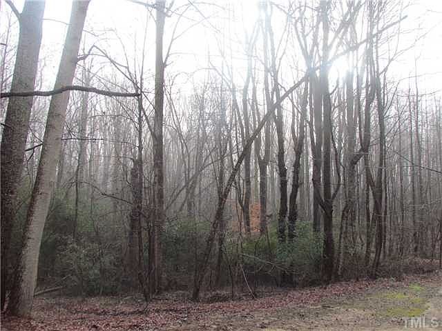 2nd image of Hickory Ct