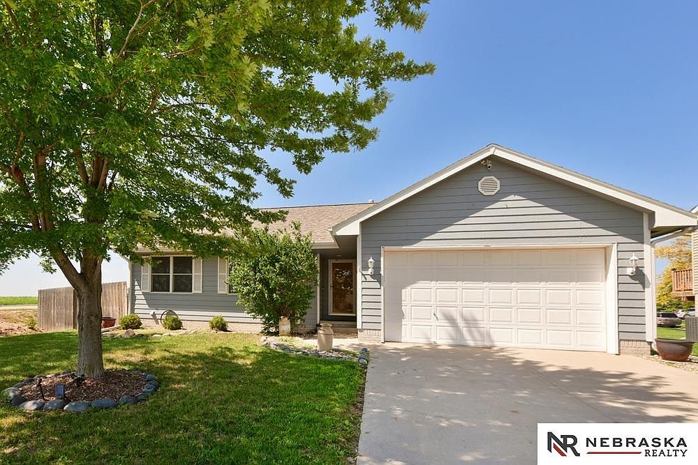 21522 Parkview Dr, Gretna, NE 68028 MLS 22317063 Zillow