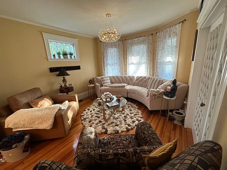 40 Winthrop St #1 — Photo 7