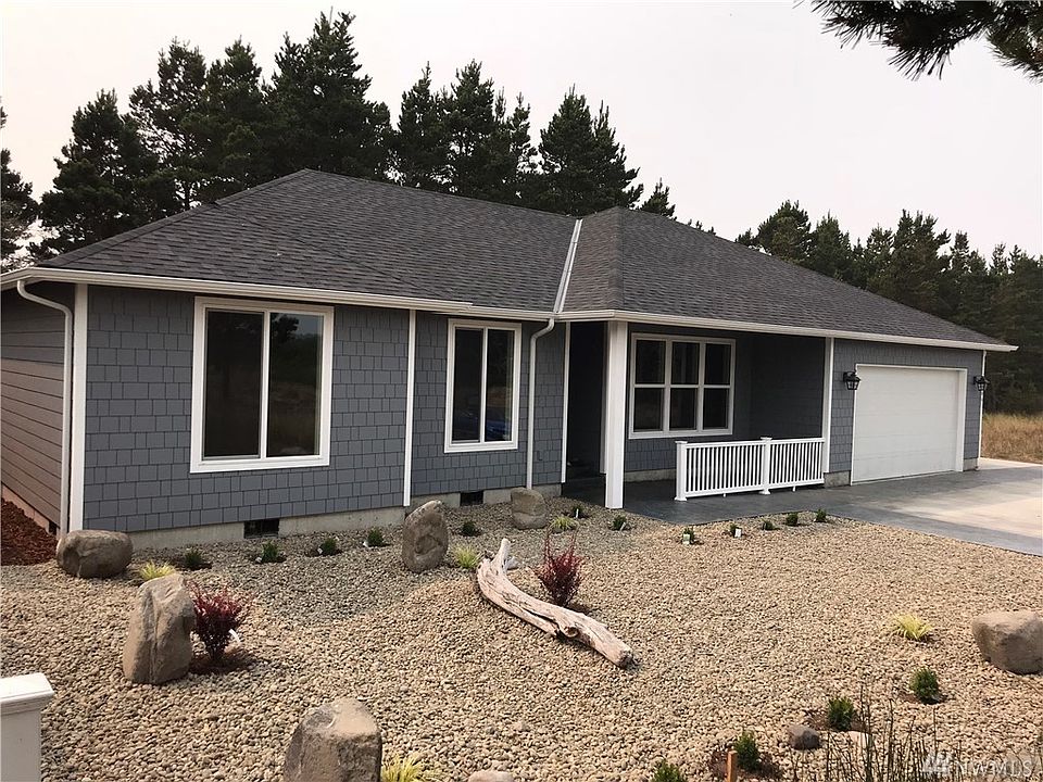 1st image of 706 Shoreview Dr