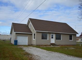 219 Standard St, Houghton Lake, MI 48629