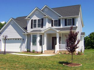 39 Bowmans Run Dr, Stuarts Draft, VA 24477