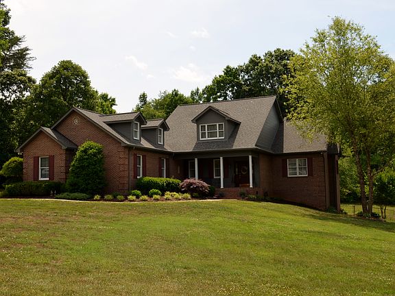 3rd image of 3420 Mull Creek Ln