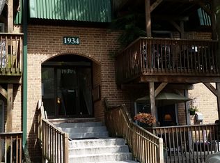 1934 Tall Oaks Dr APT 3A, Aurora, IL 60505