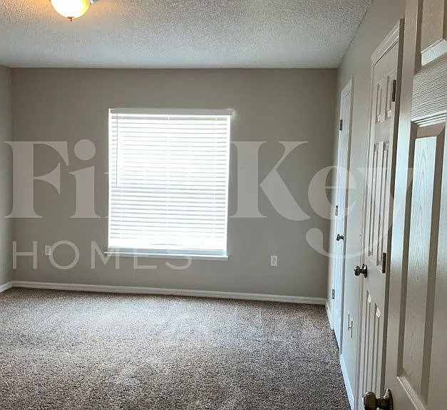 2458 Arslan St — Photo 10