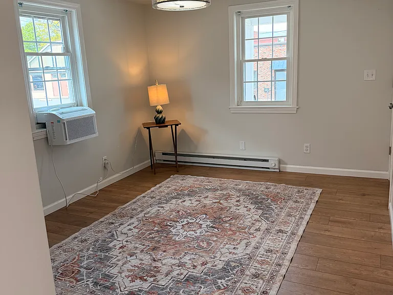 47 Vernon St E #1 — Photo 14