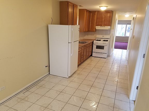 5th image of 1315 East Ave #2