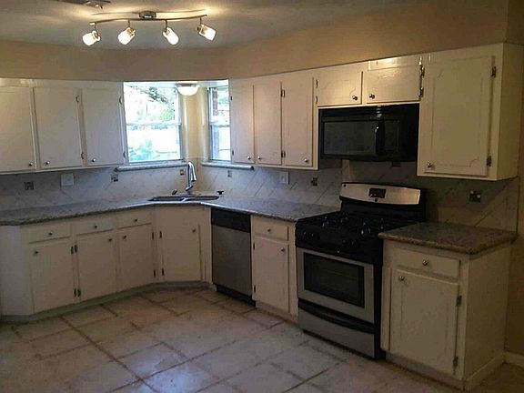 5th image of 804 Brentwood Dr