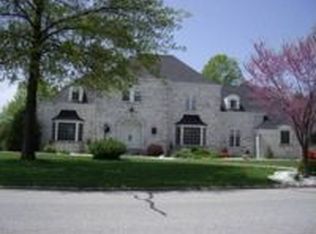 405 Country Club Dr, Red Bud, IL 62278