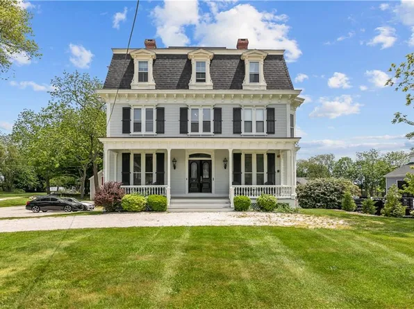 2951 E Main Rd #6, Portsmouth, RI 02871