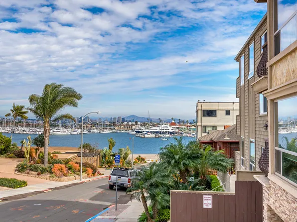 2955 McCall St APT 101, San Diego, CA 92106
