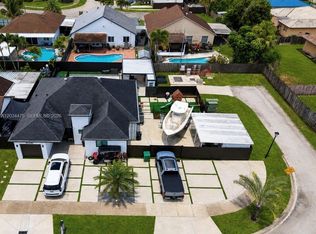 14420 SW 157th St, Miami, FL 33177
