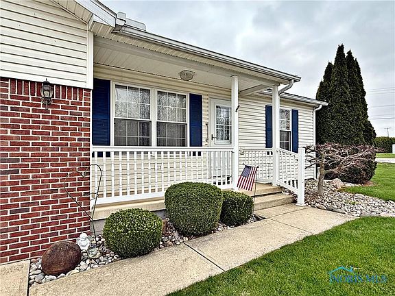 5th image of 101 E Teakwood Ct
