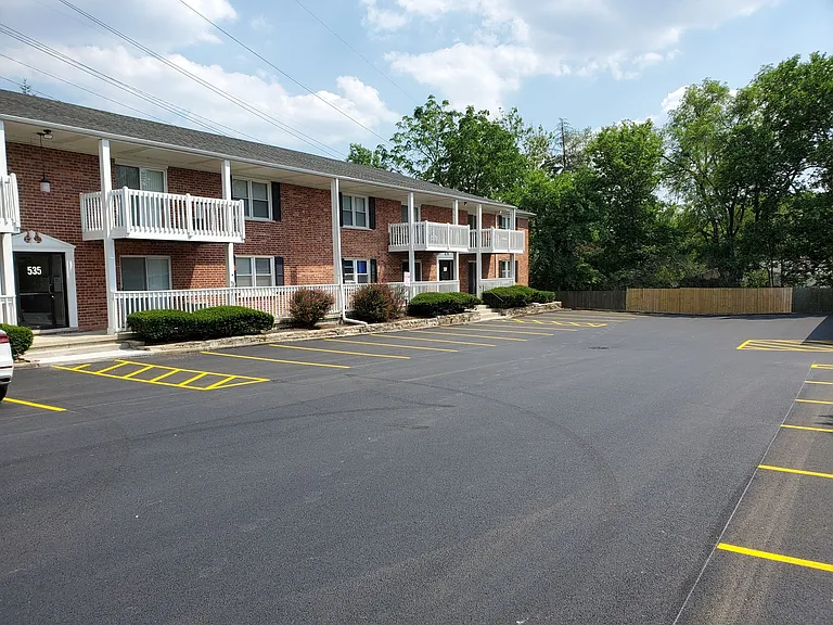 Maple Apts — Photo 42