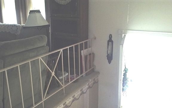 4th image of 4140 Clark Dr