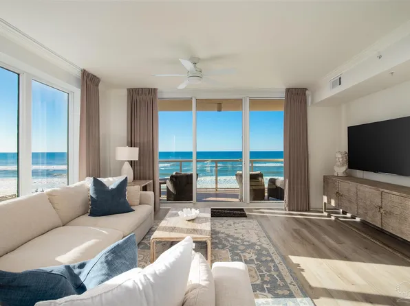 8477 Gulf Blvd APT 401, Navarre, FL 32566