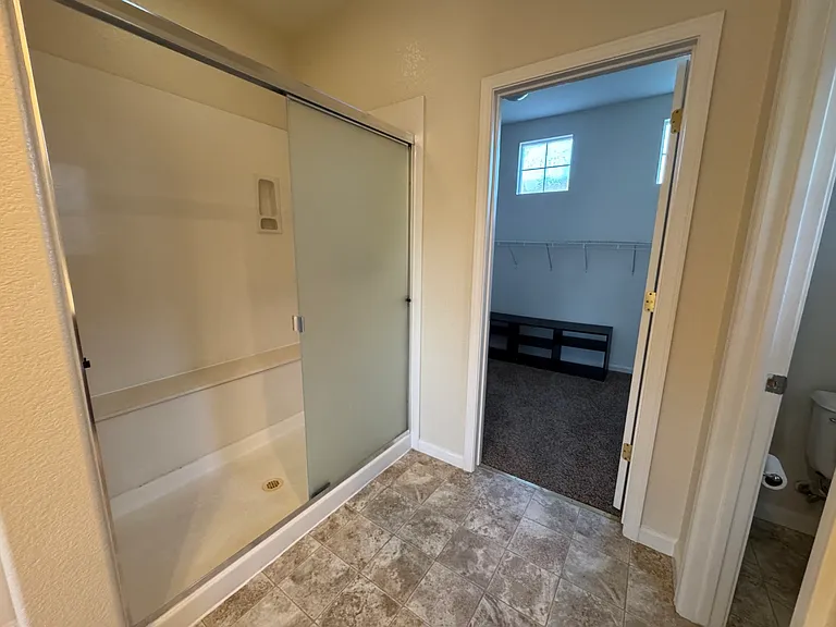 2912 Safford Ave — Photo 20