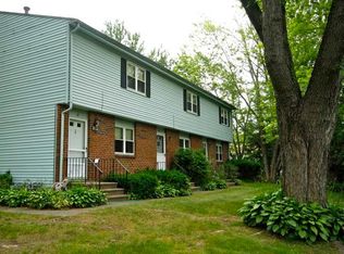 22 Robertson St, Bristol, CT 06010