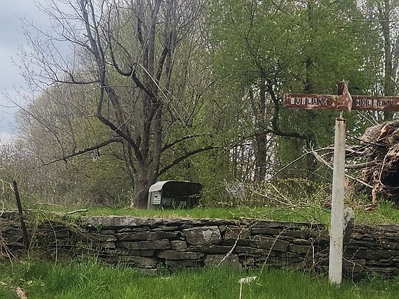 4th image of 91 Central Tree Rd