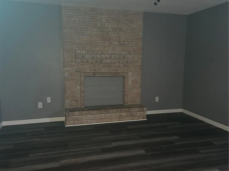 2306 Vialoux Dr — Photo 4