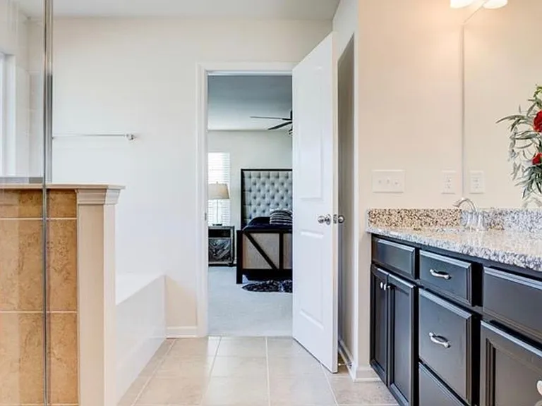 4107 Hickory View Dr — Photo 11