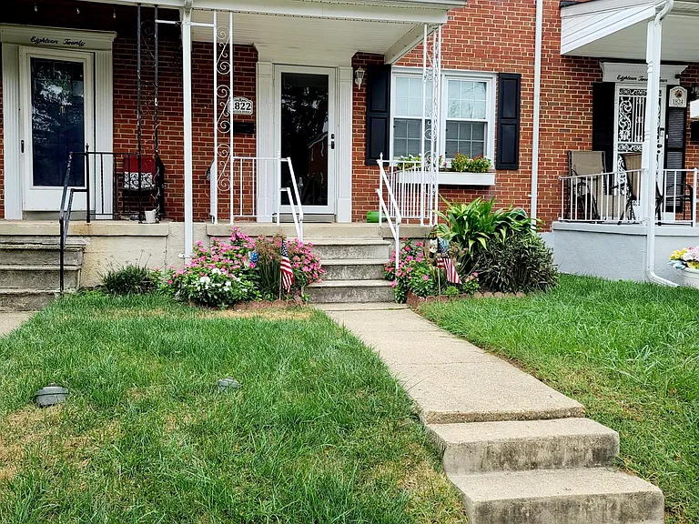 1822 Darrich Dr — Photo 1